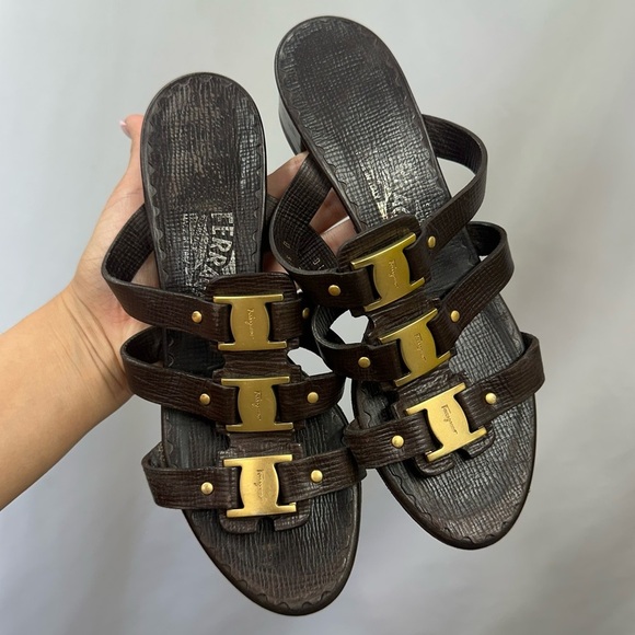 Salvatore Ferragamo brown and gold gladiator heeled sandals size 5.5 - Picture 6 of 7
